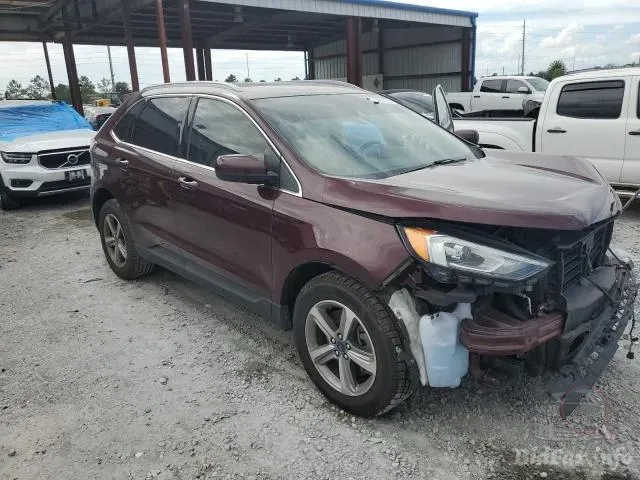 Ford Edge - фото 1