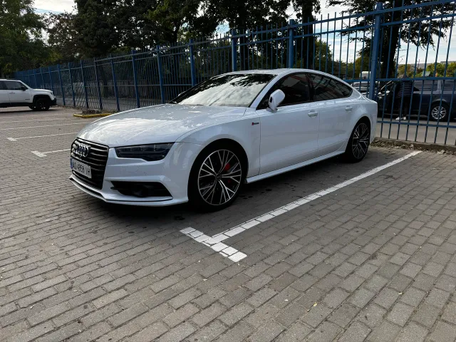 Audi A7 - фото 1