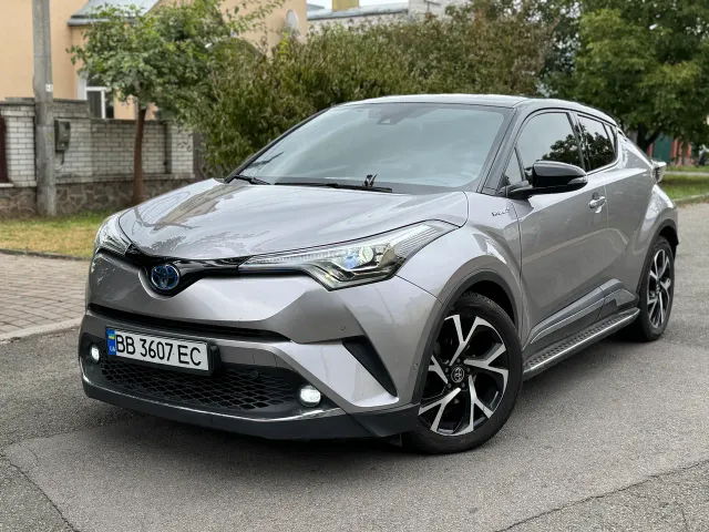 Toyota C-HR - фото 3