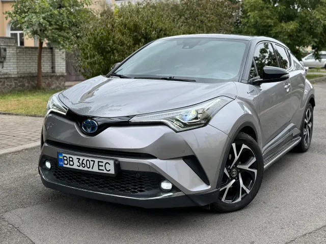 Toyota C-HR - фото 2