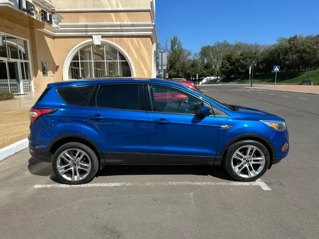 Ford Escape - фото 3