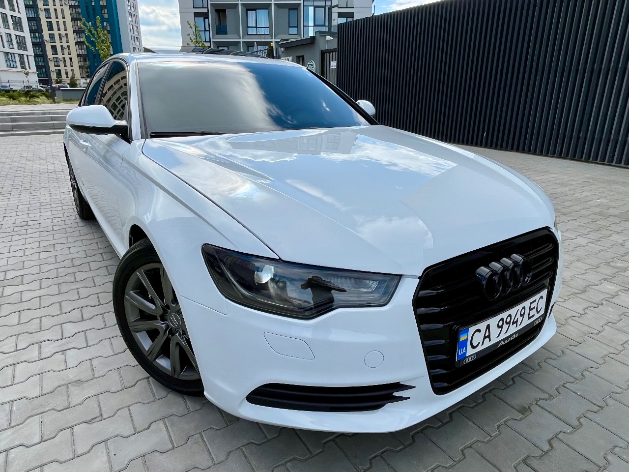 Audi A6 - фото 16