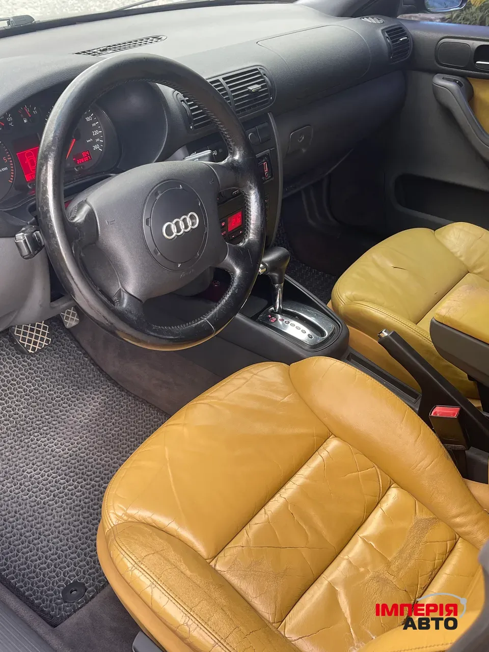 Audi A3 - фото 12