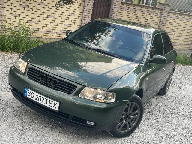 Audi A3 - фото 1
