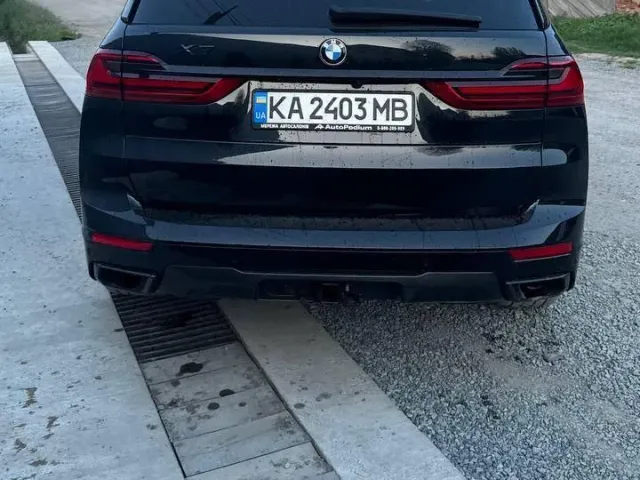BMW X7 - фото 4