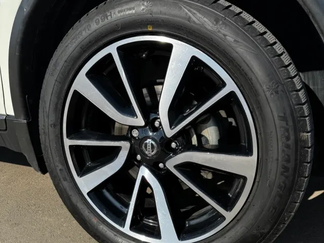 Nissan Rogue - фото 3