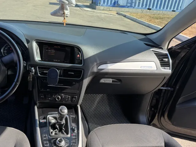 Audi Q5 - фото 3