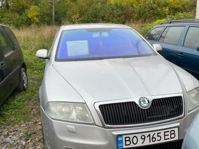 Skoda Octavia - фото 2