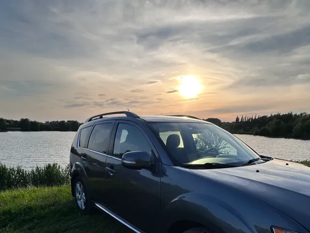 Mitsubishi Outlander - фото 5