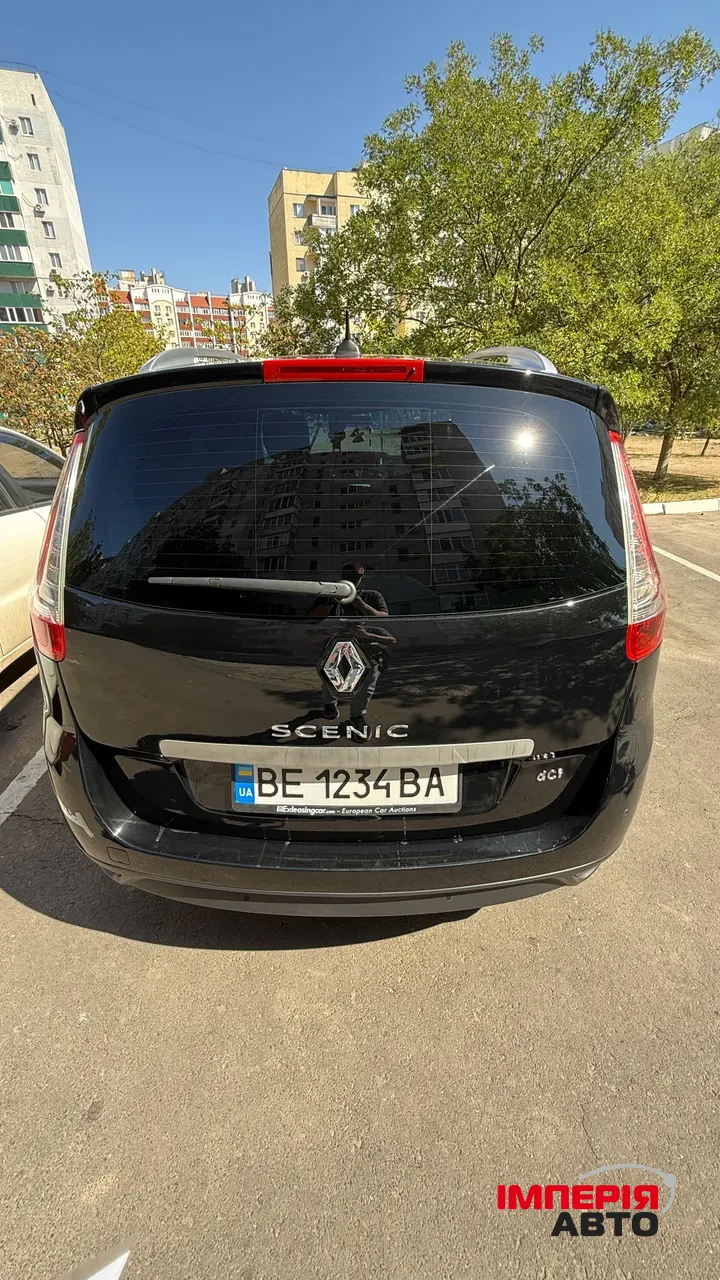Renault Scenic - фото 21
