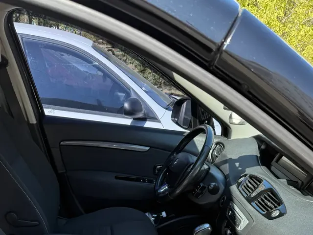 Renault Scenic - фото 3