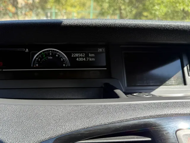 Renault Scenic - фото 5
