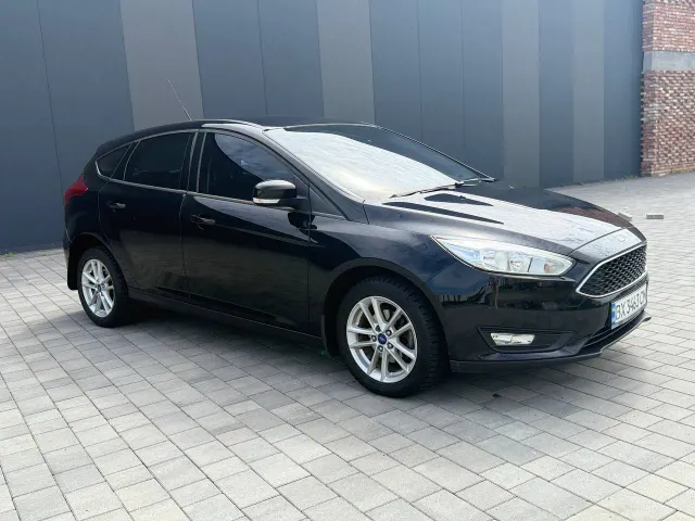 Ford Focus - фото 4