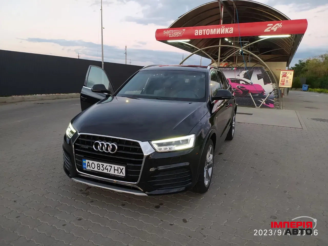 Audi Q3 - фото 1