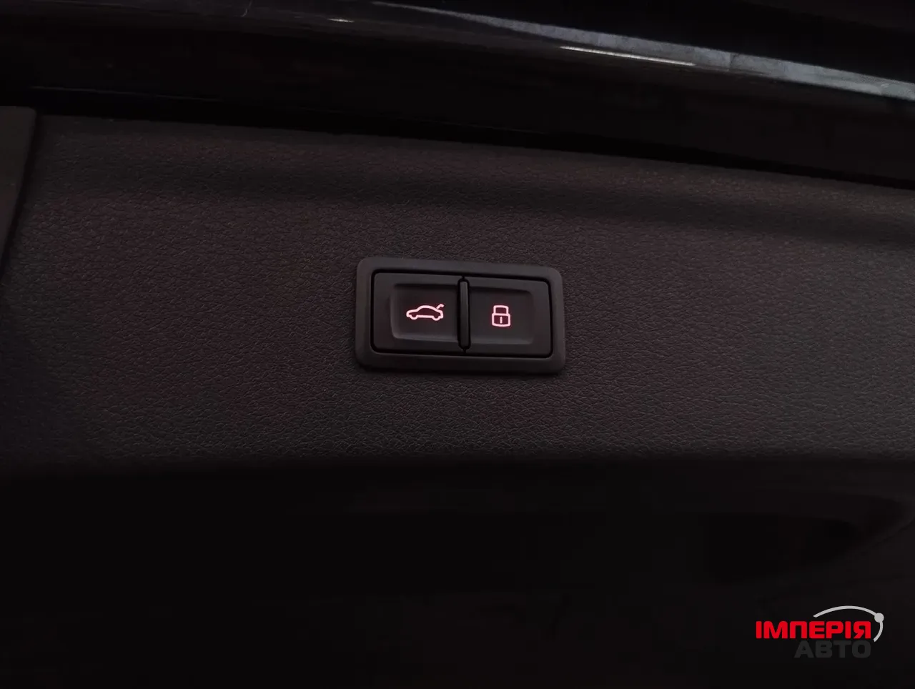 Audi Q3 - фото 6