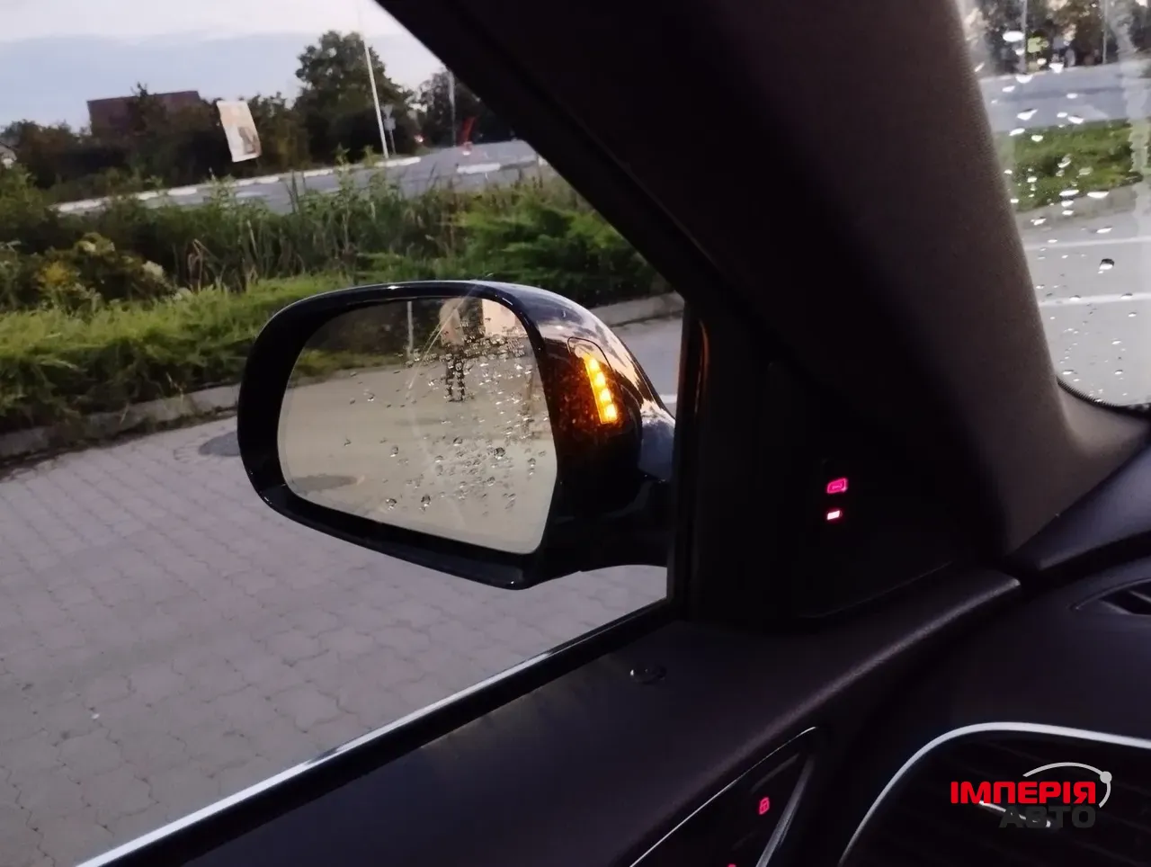 Audi Q3 - фото 4