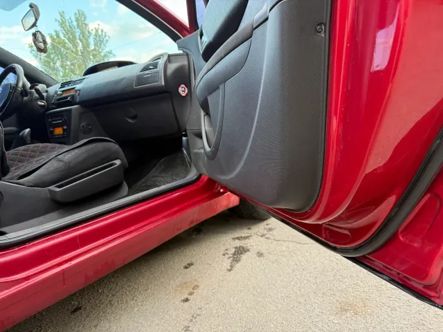 Citroen C4 - фото 5