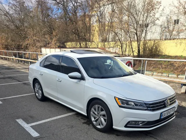 Volkswagen Passat - фото 3