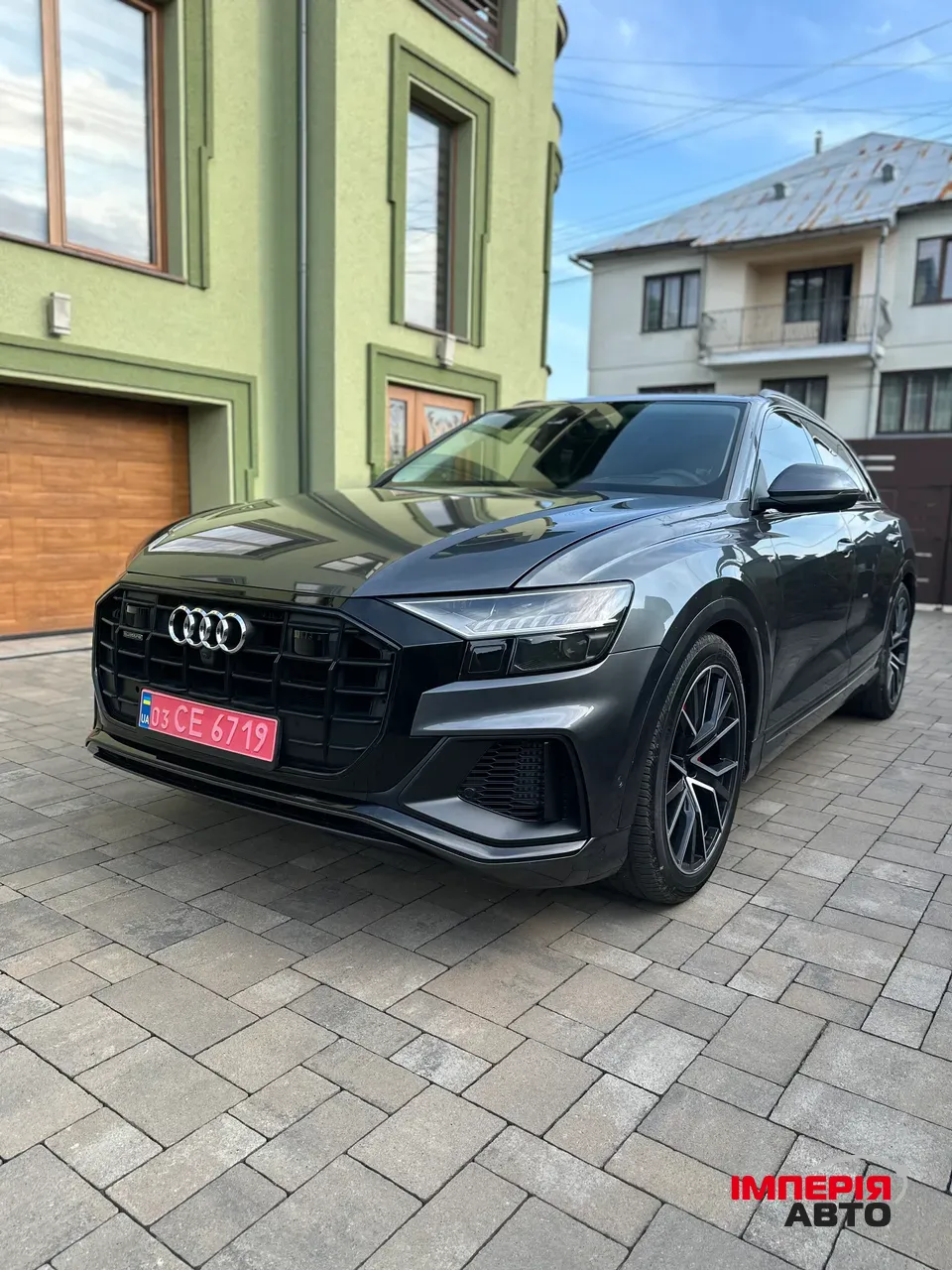 Audi Q8 - фото 6