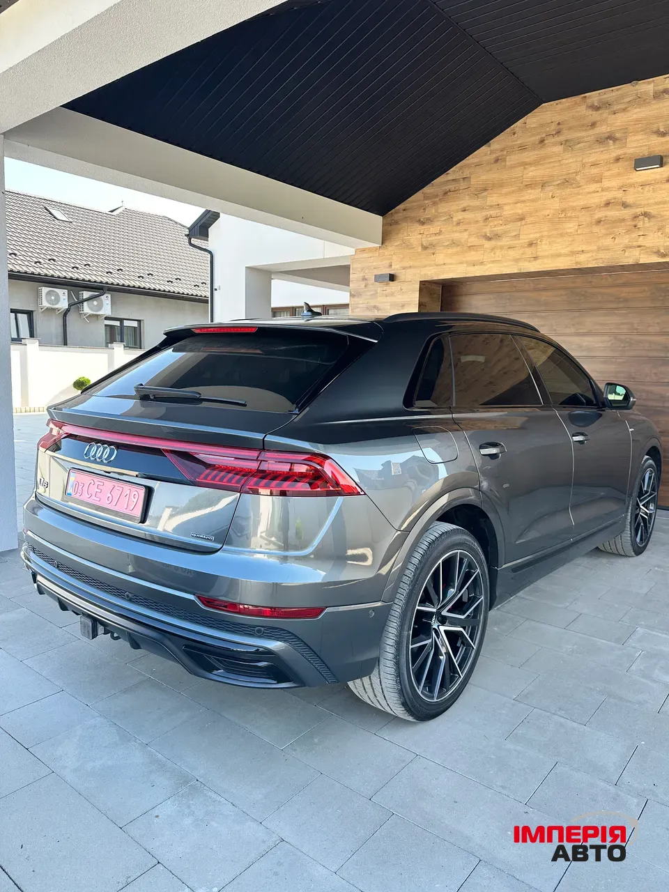Audi Q8 - фото 15