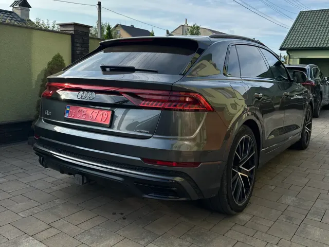 Audi Q8 - фото 2