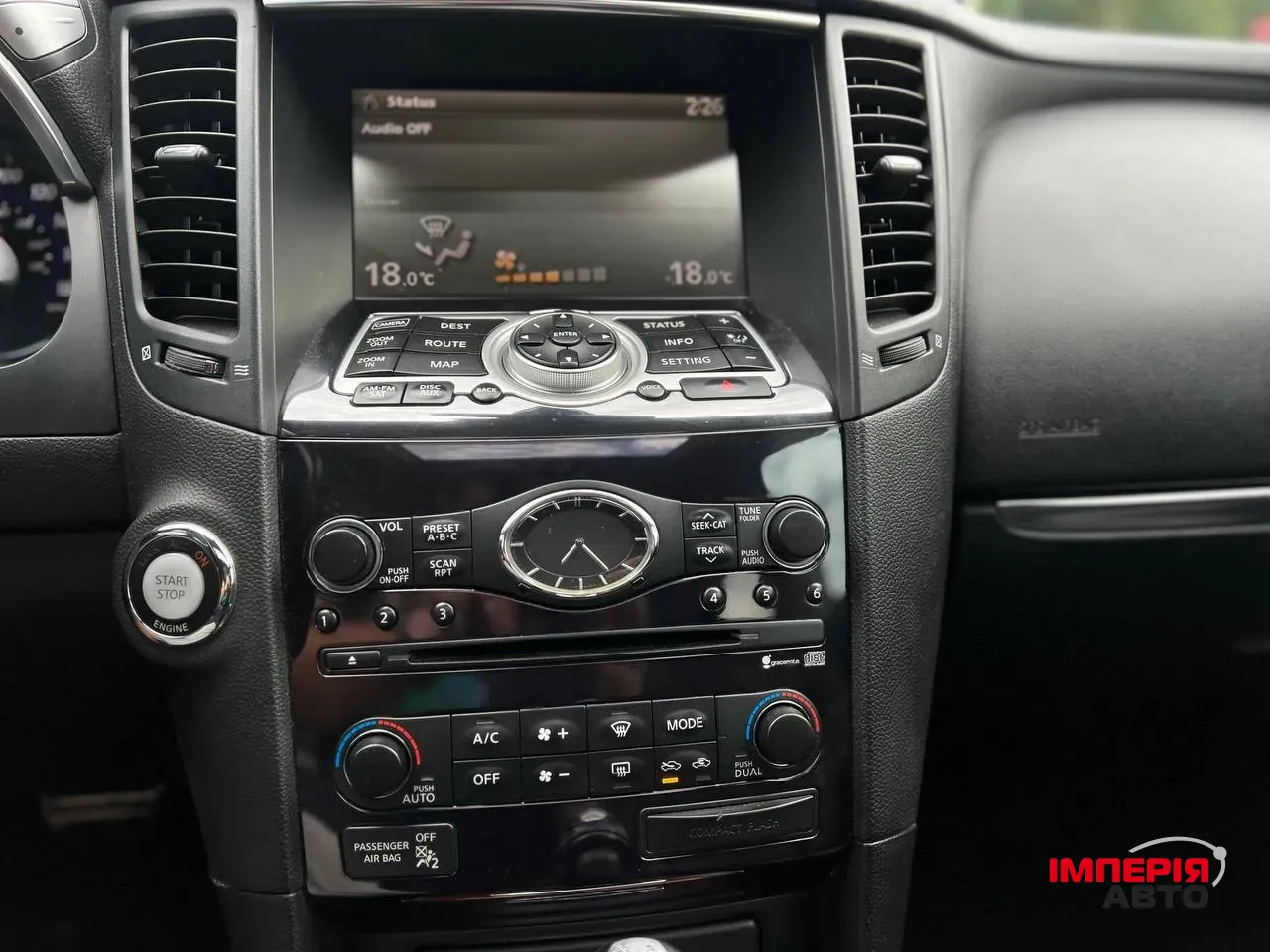 Infiniti FX - фото 8