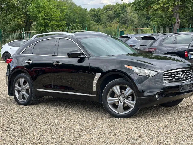 Infiniti FX - фото 5