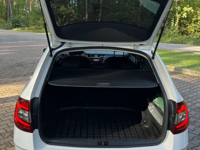 Skoda Octavia - фото 5