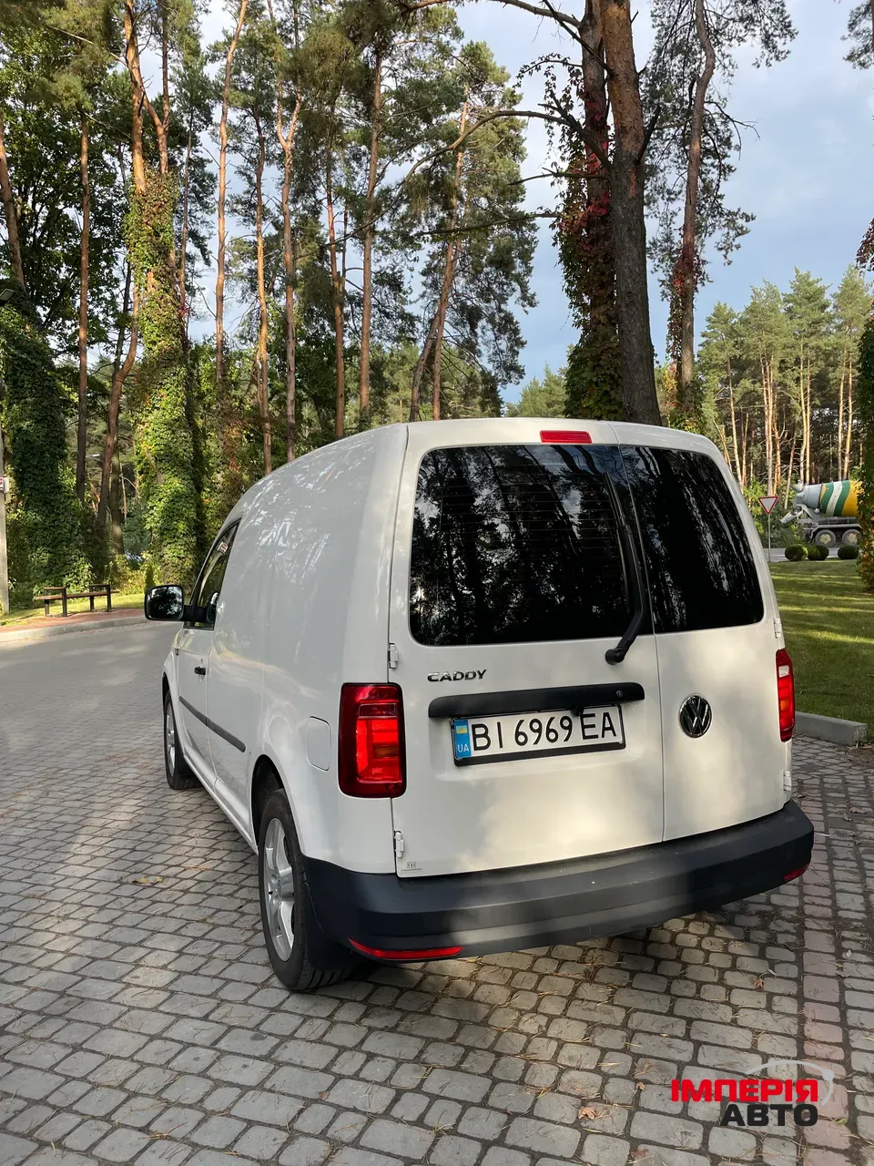 Volkswagen Caddy - фото 7