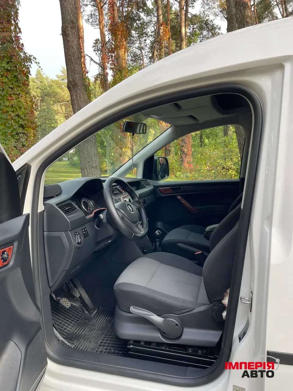 Volkswagen Caddy - фото 11