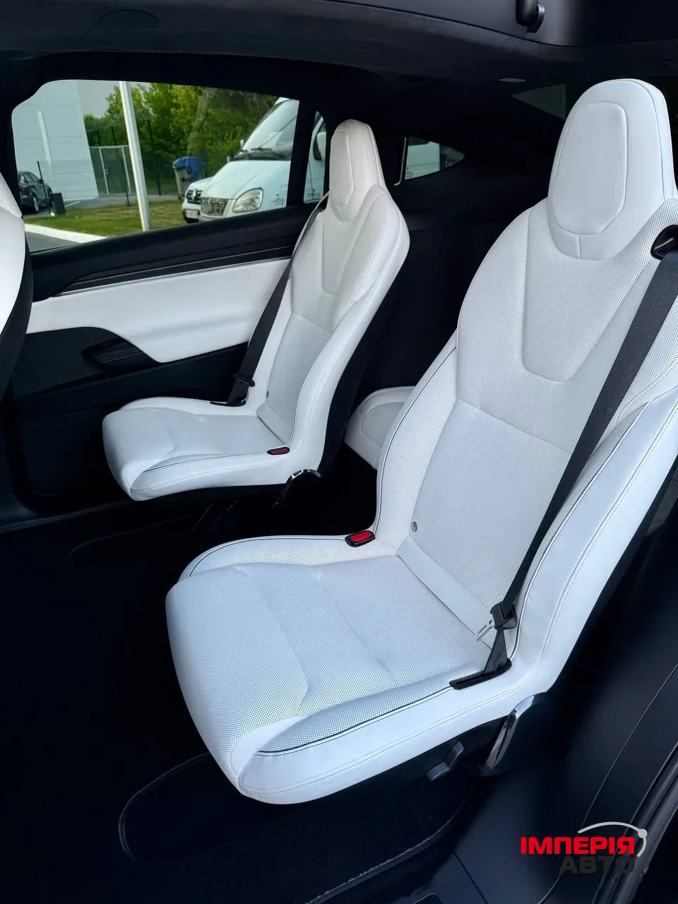 Tesla Model X - фото 7