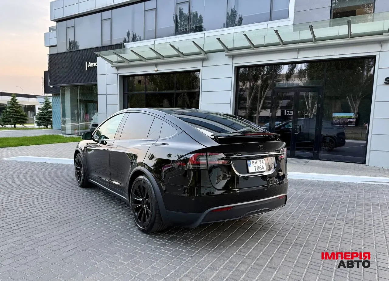 Tesla Model X - фото 2