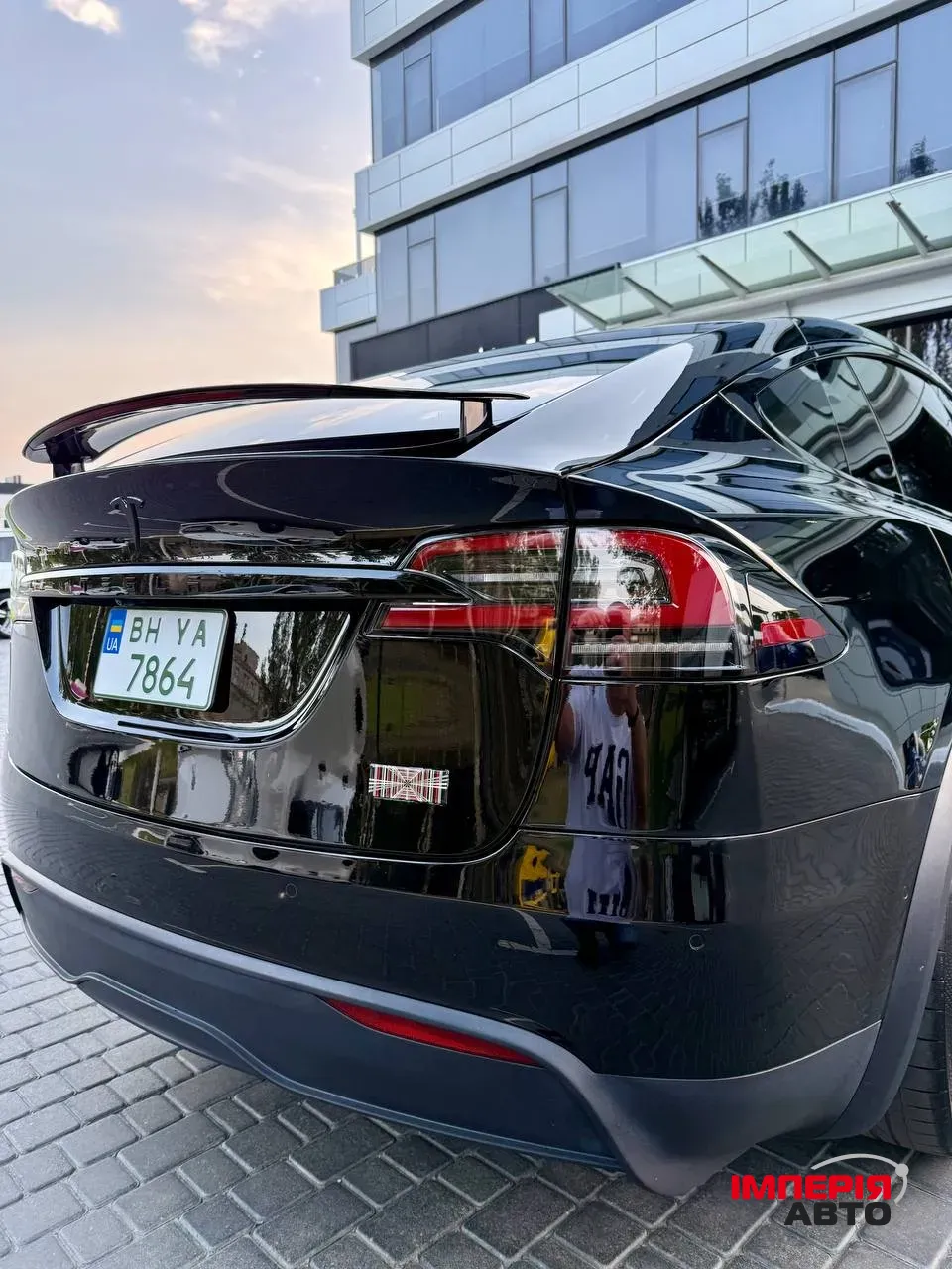 Tesla Model X - фото 12