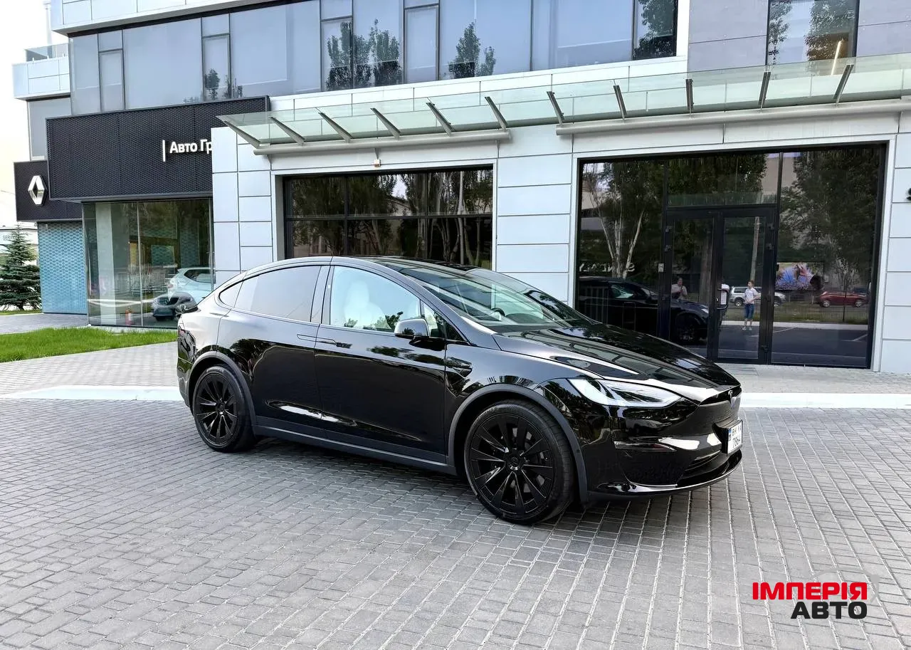 Tesla Model X - фото 5