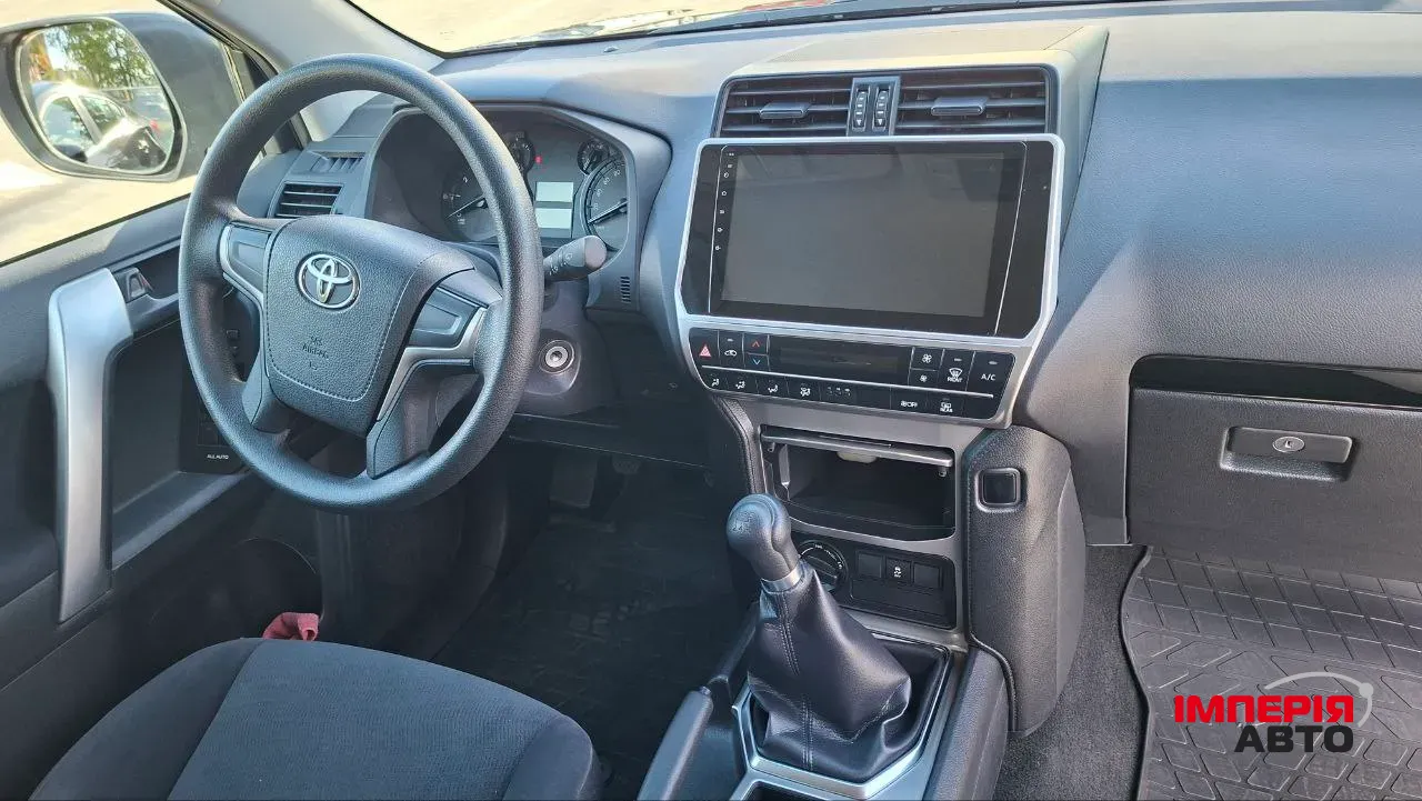 Toyota Land Cruiser Prado - фото 4