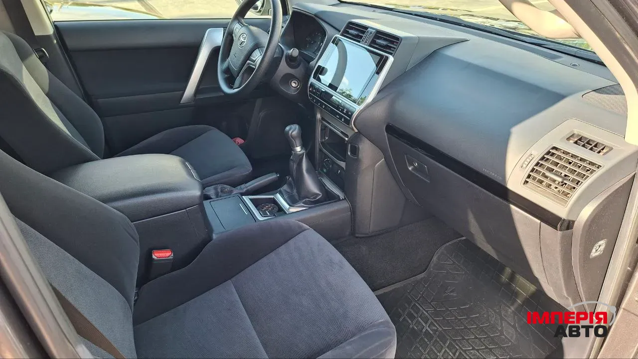 Toyota Land Cruiser Prado - фото 14