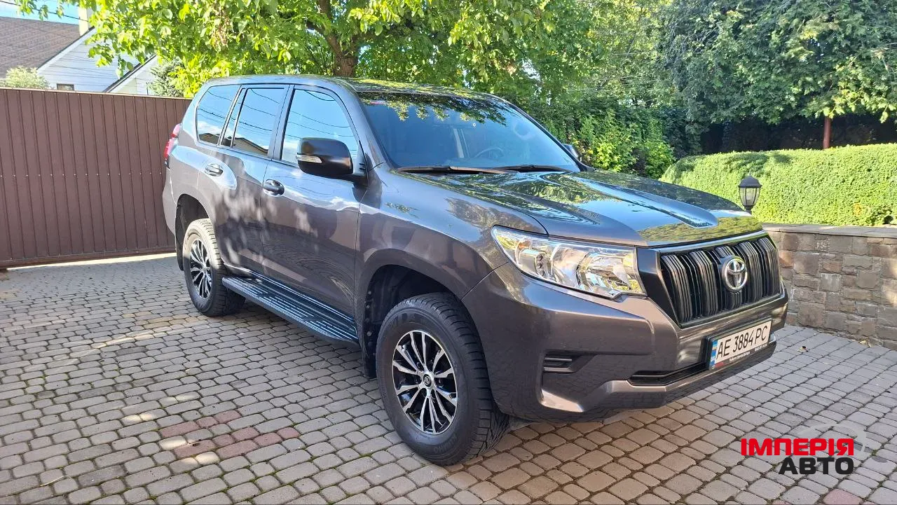 Toyota Land Cruiser Prado - фото 1