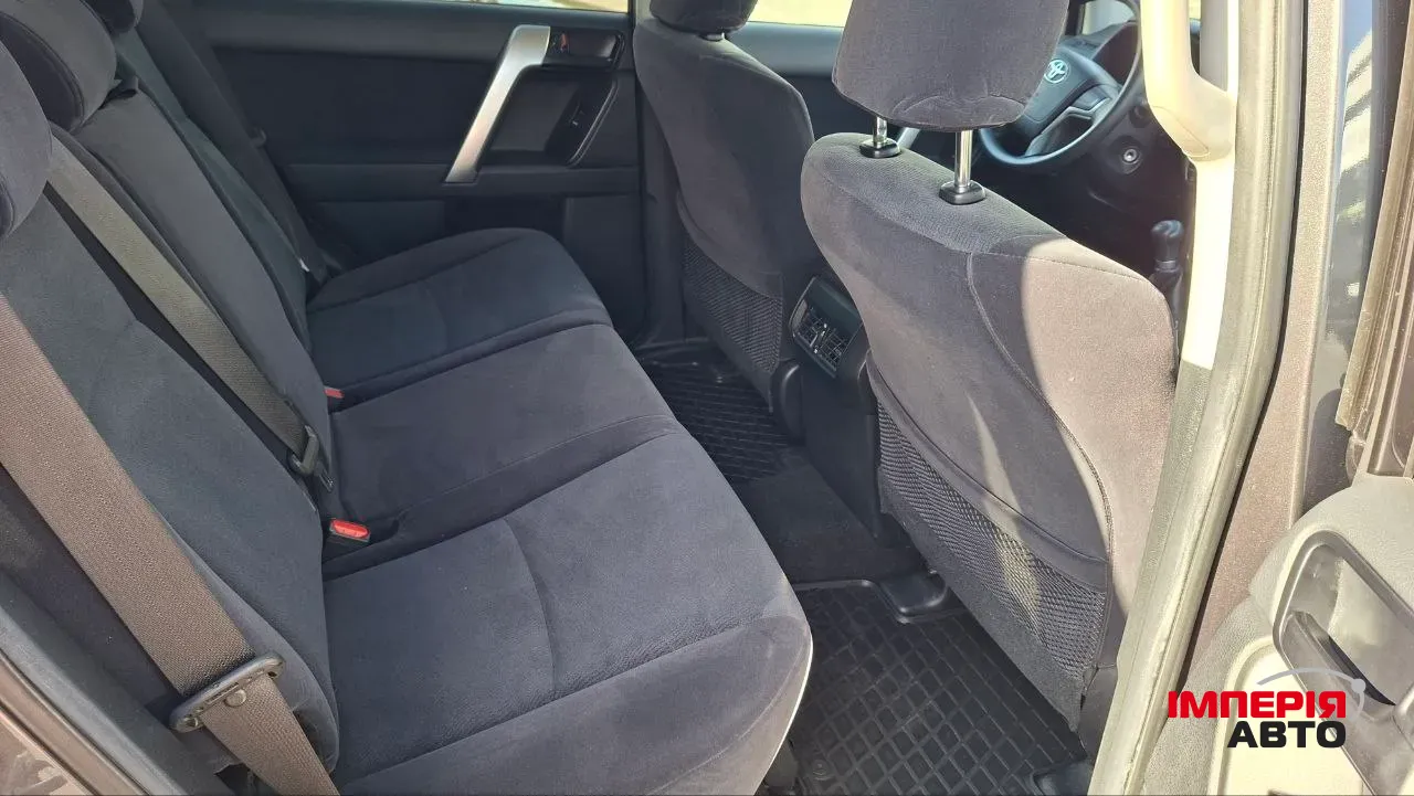 Toyota Land Cruiser Prado - фото 17