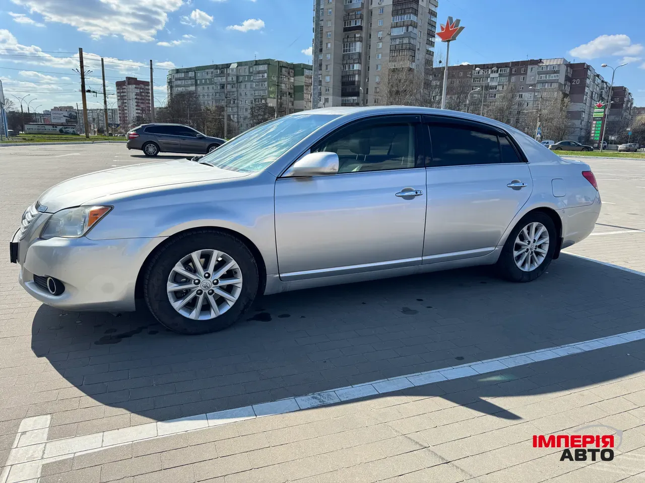 Toyota Avalon - фото 3