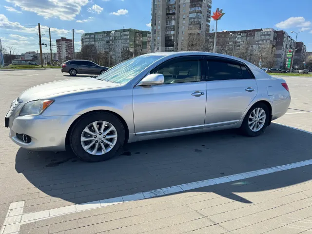 Toyota Avalon - фото 3