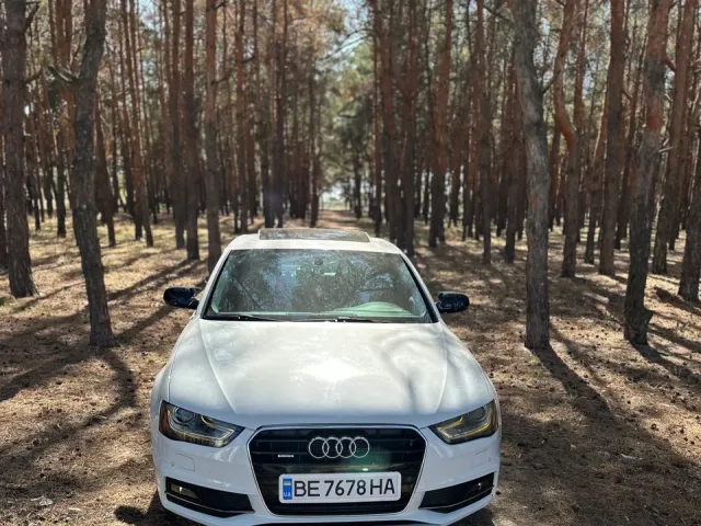 Audi A4 - фото 2