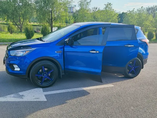 Ford Escape - фото 3
