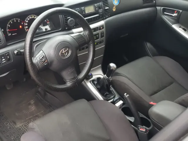 Toyota Corolla - фото 5