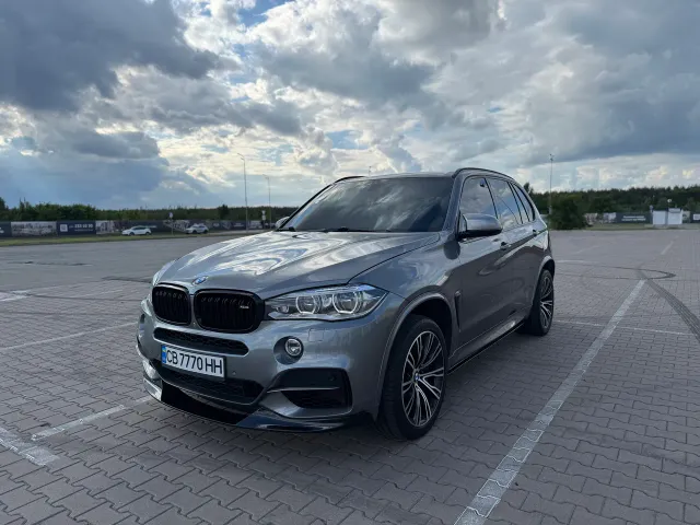 BMW X5 - фото 2