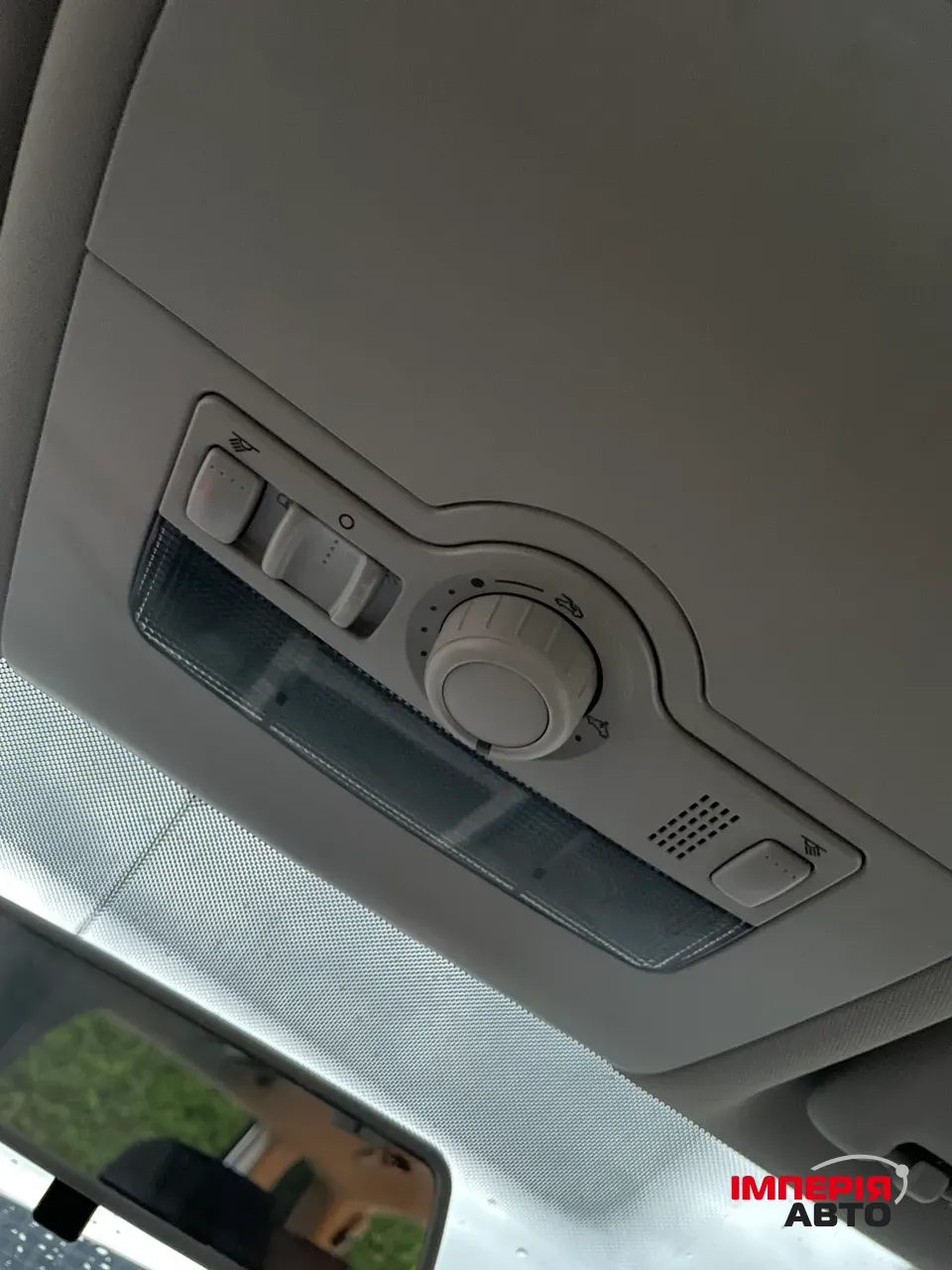 Volkswagen Touran - фото 28