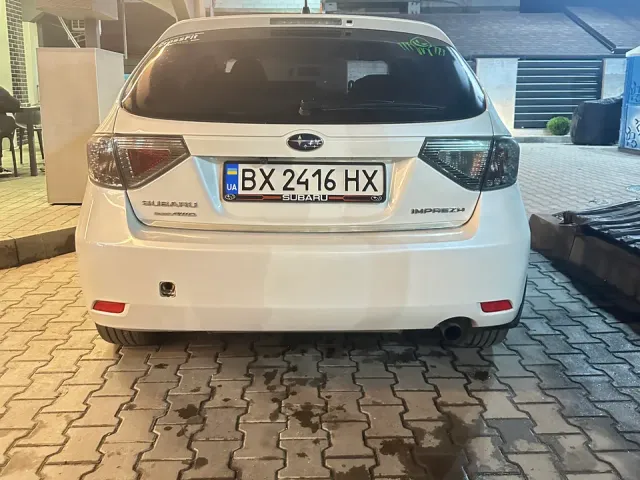 Subaru Impreza - фото 2