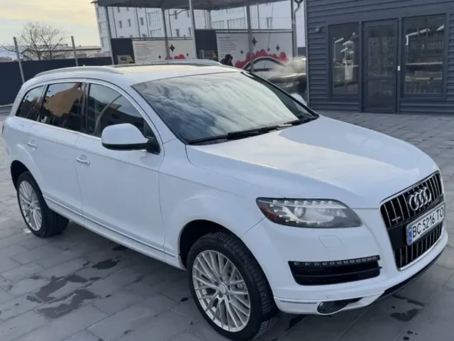 Audi Q7 - фото 2