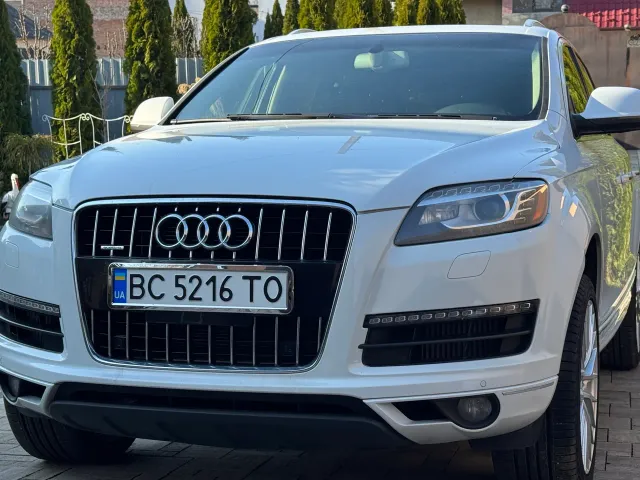 Audi Q7 - фото 1