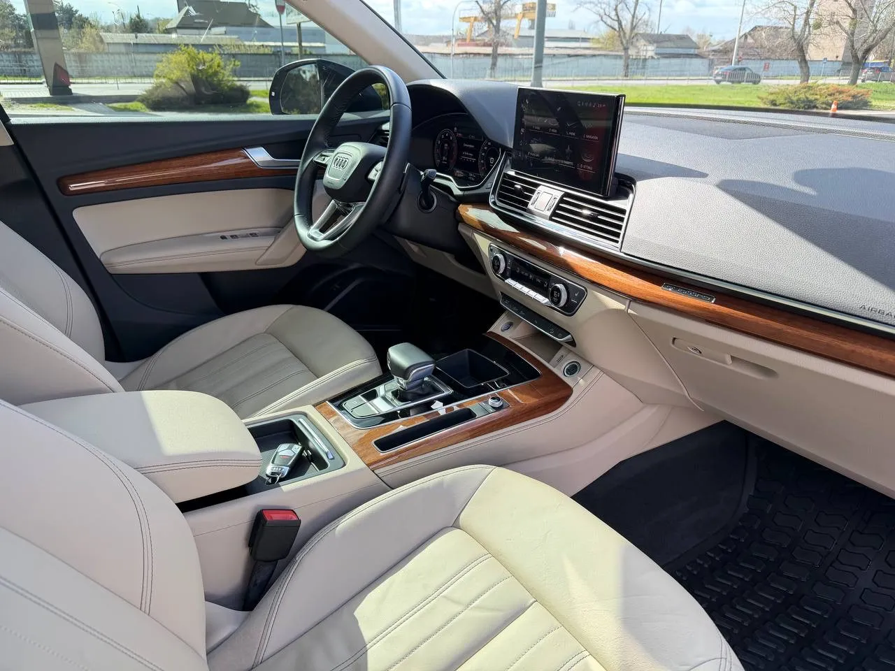 Audi Q5 - фото 36