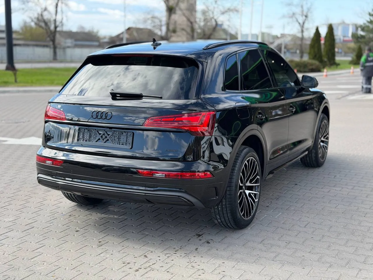 Audi Q5 - фото 10